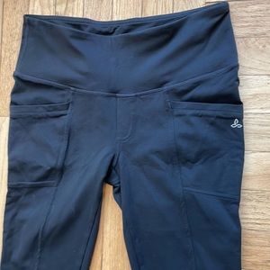 Prana leggings, size Small, 7/8 with pockets, Black